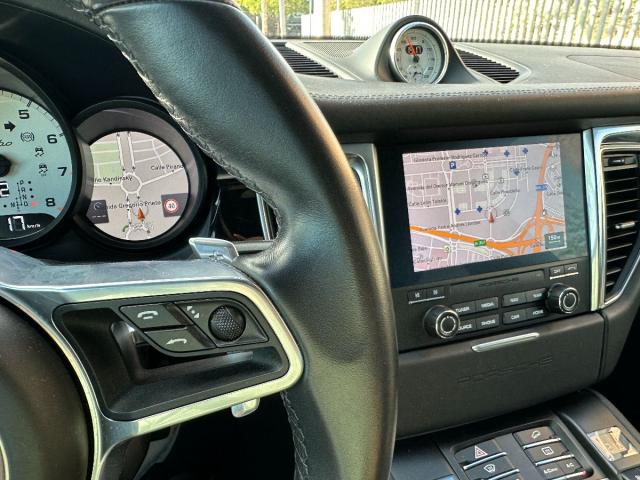 PORSCHE – Macan – Turbo