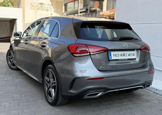 MERCEDES A 250 e HIBRIDO ENCHUFABLE