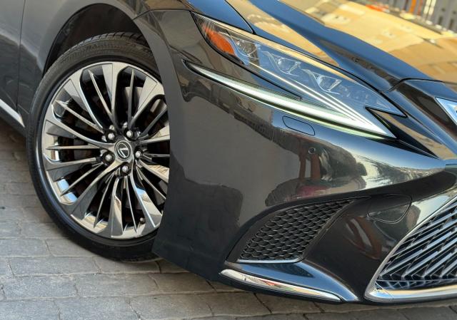 LEXUS – LS – 500h Executive 4WD
