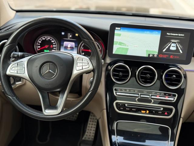 MERCEDES – GLC – 220 d 4Matic -AMG Line-