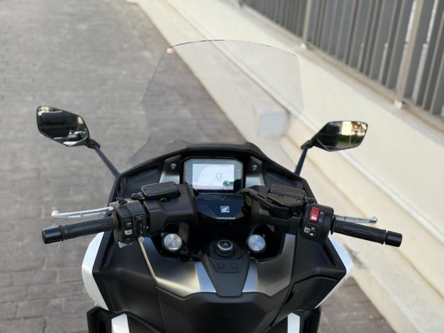 Honda Forza 750