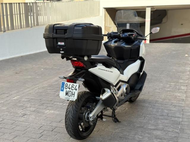 Honda Forza 750