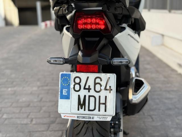 Honda Forza 750