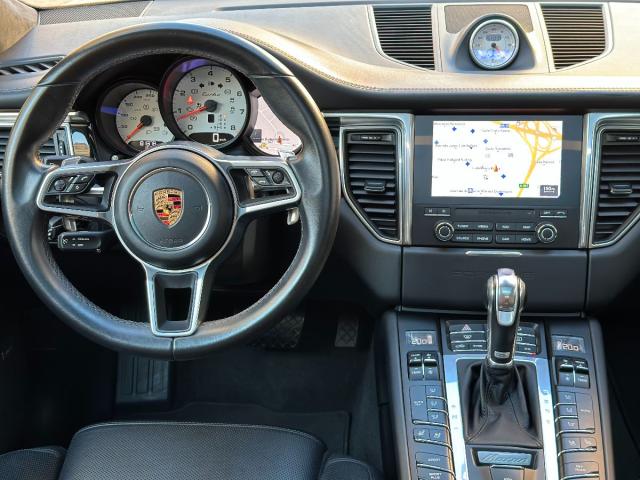 PORSCHE – Macan – Turbo