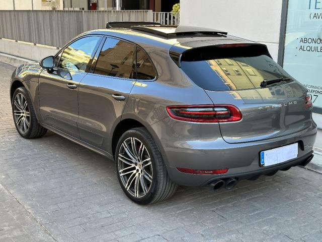 PORSCHE – Macan – Turbo