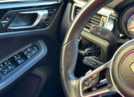PORSCHE – Macan – Turbo