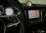 PORSCHE – Macan – Turbo