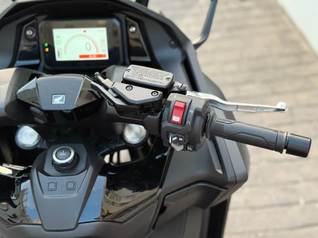 FORZA 750 -6 AÑOS DE GARANTIA OFICIAL HONDA-