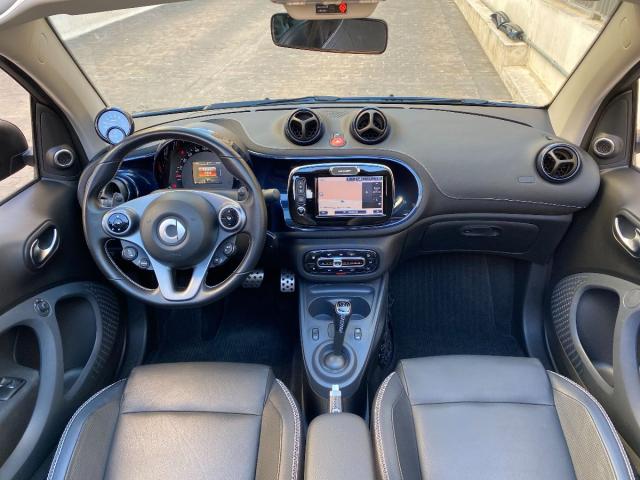 SMART Fortwo BRABUS CABRIO -TAILOR MADE EDITION