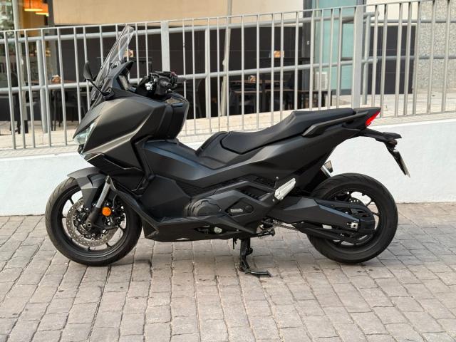 FORZA 750 -6 AÑOS DE GARANTIA OFICIAL HONDA–VENDIDA-