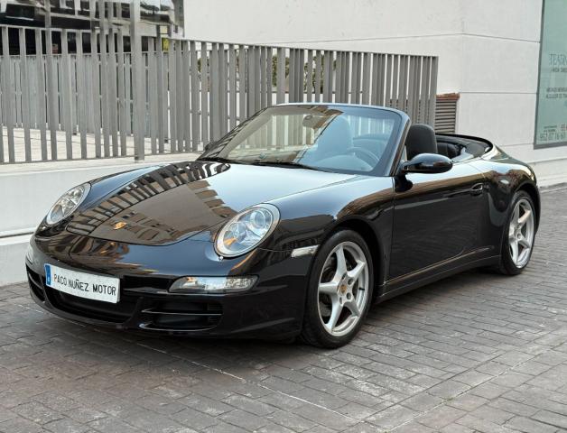 PORSCHE 911 Cabrio Carrera 4 – Manual (6vel.)
