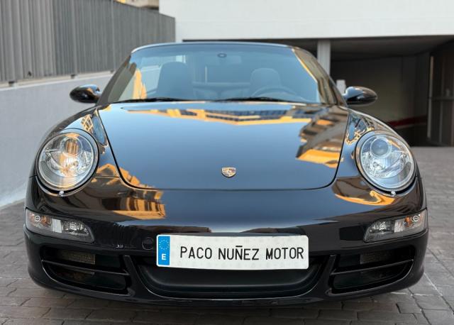PORSCHE 911 Cabrio Carrera 4 – Manual (6vel.)