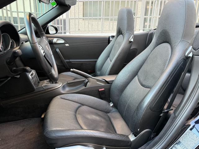 PORSCHE 911 Cabrio Carrera 4 – Manual (6vel.)