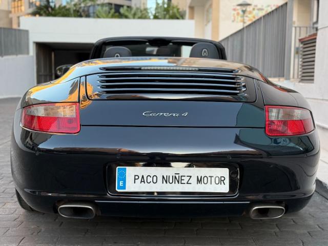 PORSCHE 911 Cabrio Carrera 4 – Manual (6vel.)