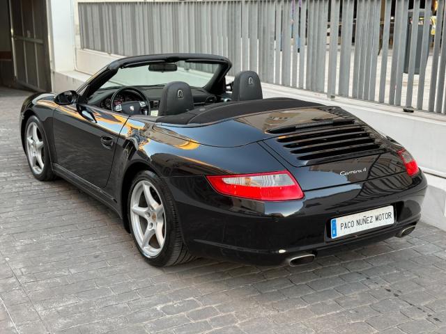PORSCHE 911 Cabrio Carrera 4 – Manual (6vel.)