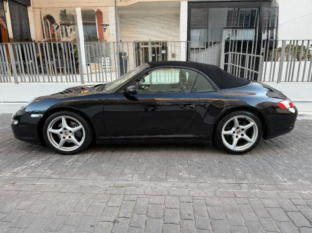 PORSCHE 911 Cabrio Carrera 4 – Manual (6vel.)