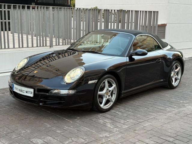 PORSCHE 911 Cabrio Carrera 4 – Manual (6vel.)