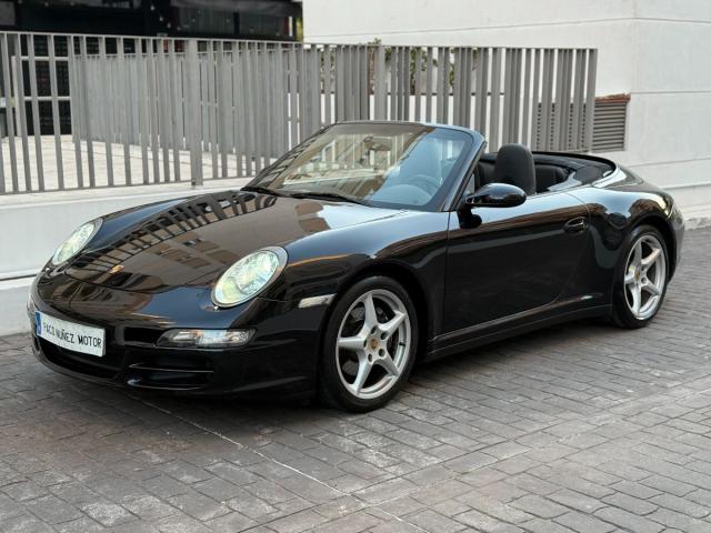 PORSCHE 911 Cabrio Carrera 4 – Manual (6vel.)