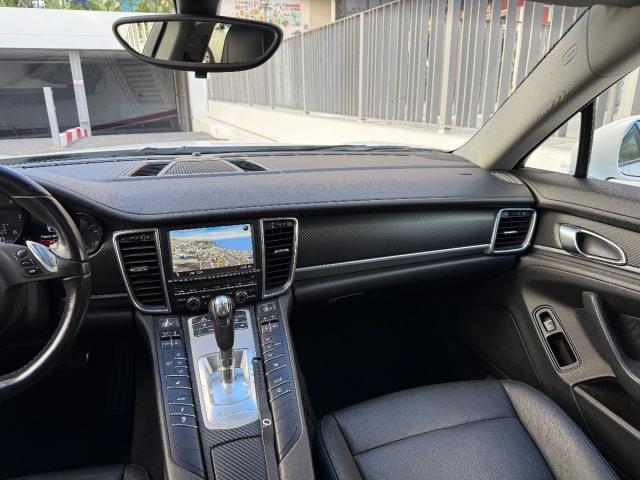 PORSCHE – Panamera – 3.0 Diesel