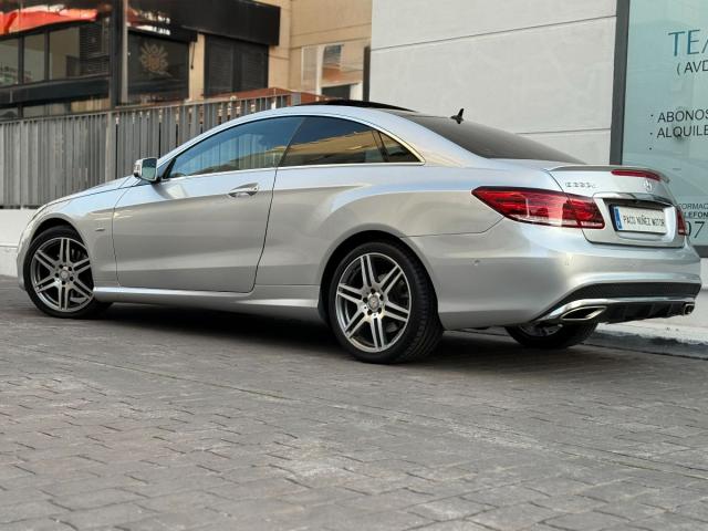 MERCEDES E 220 d Coupé AMG aut.