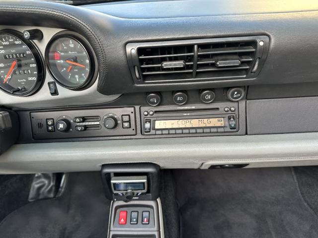 PORSCHE – 993 Carrera Cabrio -VENDIDO-