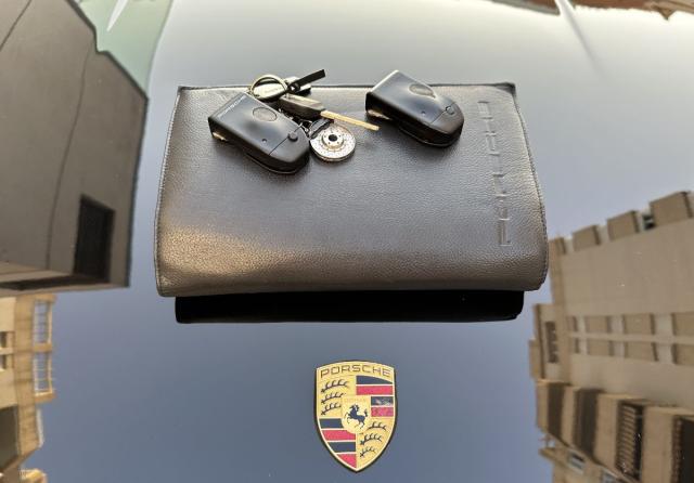 PORSCHE – 993 Carrera Cabrio -VENDIDO-