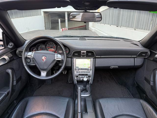 PORSCHE 911 Cabrio Carrera 4 – Manual (6vel.)