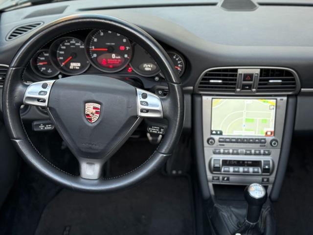 PORSCHE 911 Cabrio Carrera 4 – Manual (6vel.)