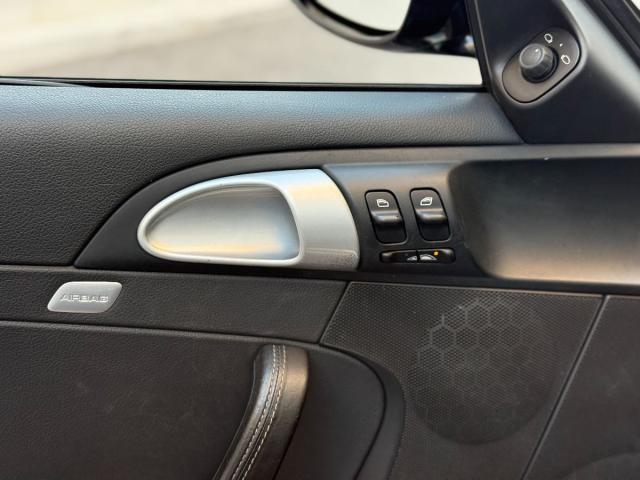 PORSCHE 911 Cabrio Carrera 4 – Manual (6vel.)