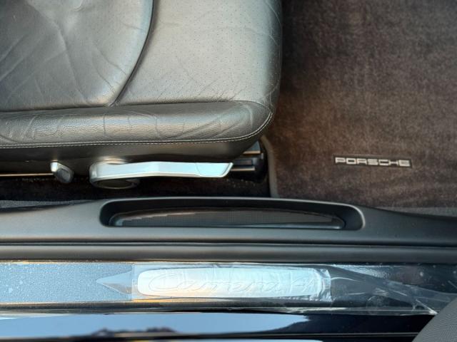 PORSCHE 911 Cabrio Carrera 4 – Manual (6vel.)