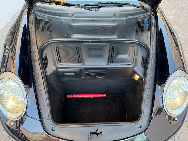 PORSCHE 911 Cabrio Carrera 4 – Manual (6vel.)