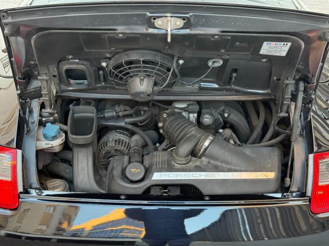 PORSCHE 911 Cabrio Carrera 4 – Manual (6vel.)