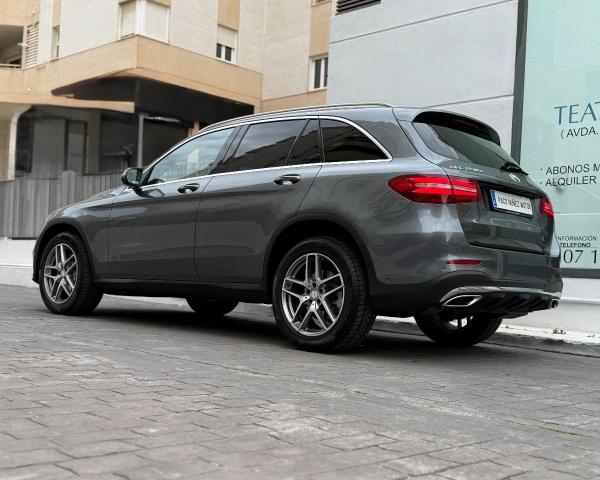 MERCEDES GLC 250 d 4Matic -AMG Line-