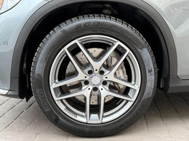 MERCEDES GLC 250 d 4Matic -AMG Line-