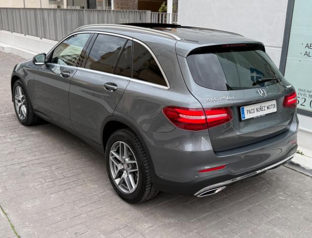 MERCEDES GLC 250 d 4Matic -AMG Line-