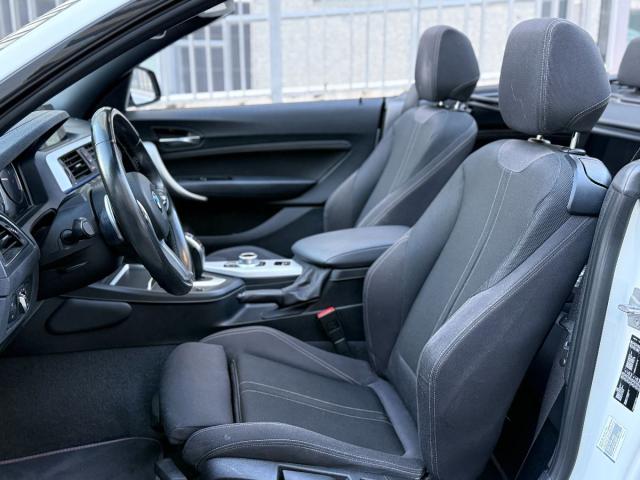 BMW 220i Cabrio M Sport aut.