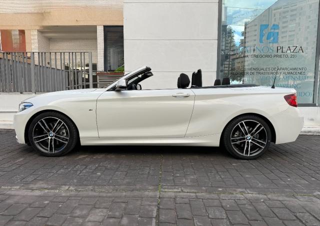 BMW 220i Cabrio M Sport aut.