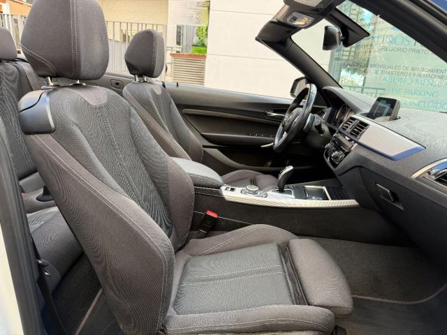 BMW 220i Cabrio M Sport aut.