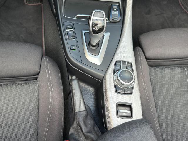 BMW 220i Cabrio M Sport aut.