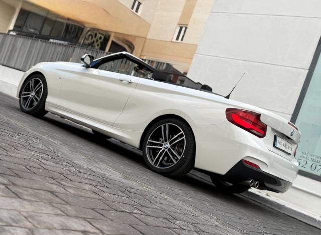 BMW 220i Cabrio M Sport aut.