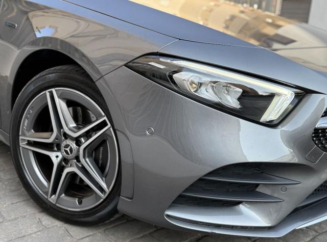 MERCEDES A 250 e HIBRIDO ENCHUFABLE