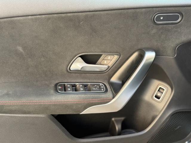 MERCEDES A 250 e HIBRIDO ENCHUFABLE