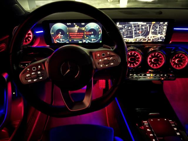 MERCEDES A 250 e HIBRIDO ENCHUFABLE