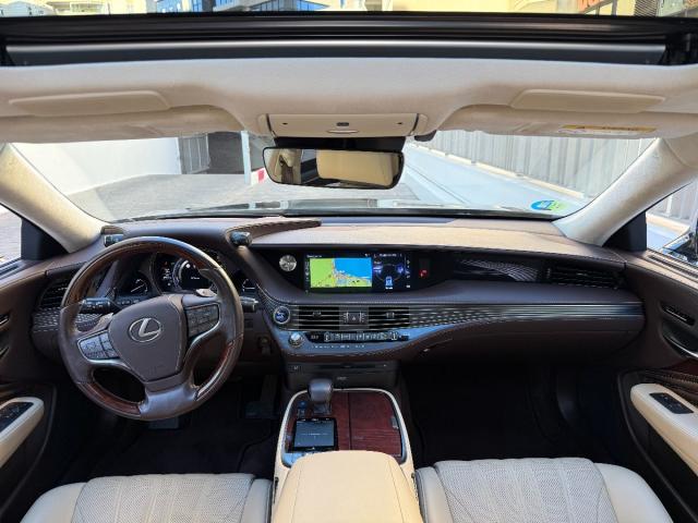 LEXUS – LS – 500h Executive 4WD