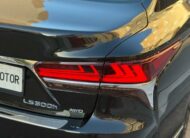 LEXUS – LS – 500h Executive 4WD