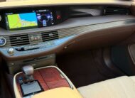 LEXUS – LS – 500h Executive 4WD