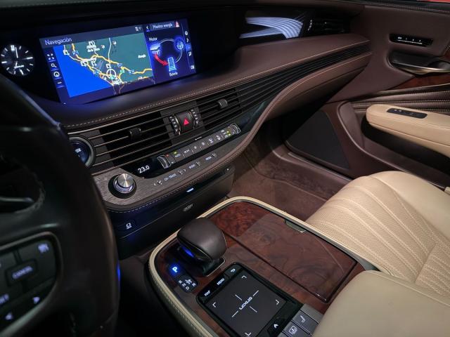 LEXUS – LS – 500h Executive 4WD