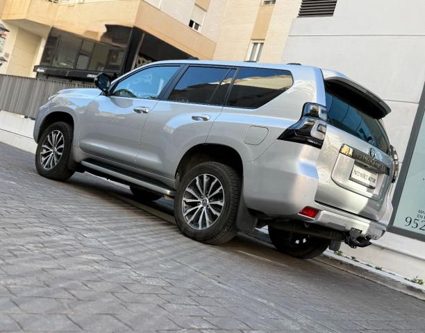 TOYOTA – Land Cruiser – 5p VXL D-4D 204cv Aut.-RESERVADO-