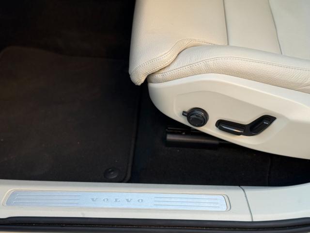 XC60 Plus B4 D Ultimate Dark Aut. -VENDIDO-