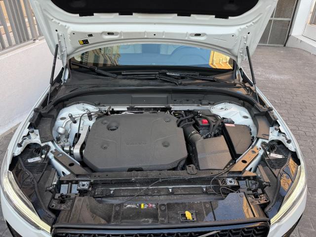 XC60 Plus B4 D Ultimate Dark Aut. -VENDIDO-